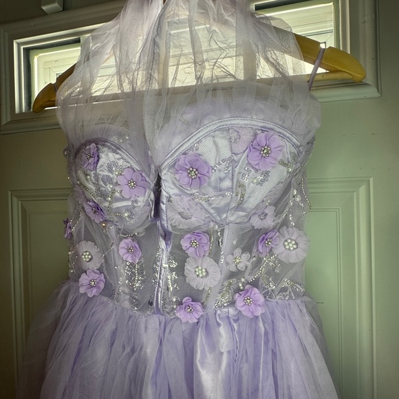 Lavender Halter Prom Dress - Picture 4 of 16